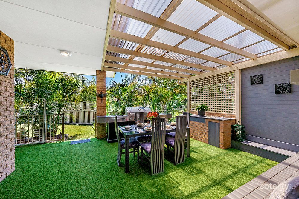 4 Torridon Cl, Merrimac, QLD 4226