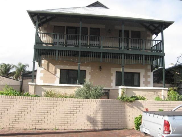 9 Myrtle Rd, Seacliff, SA 5049