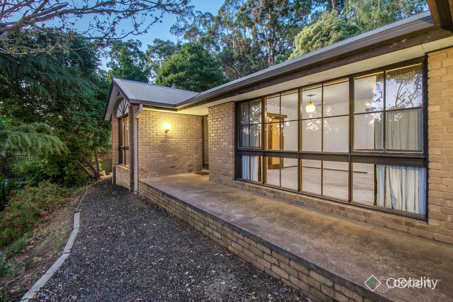 5 Austral Ave, Upwey, VIC 3158
