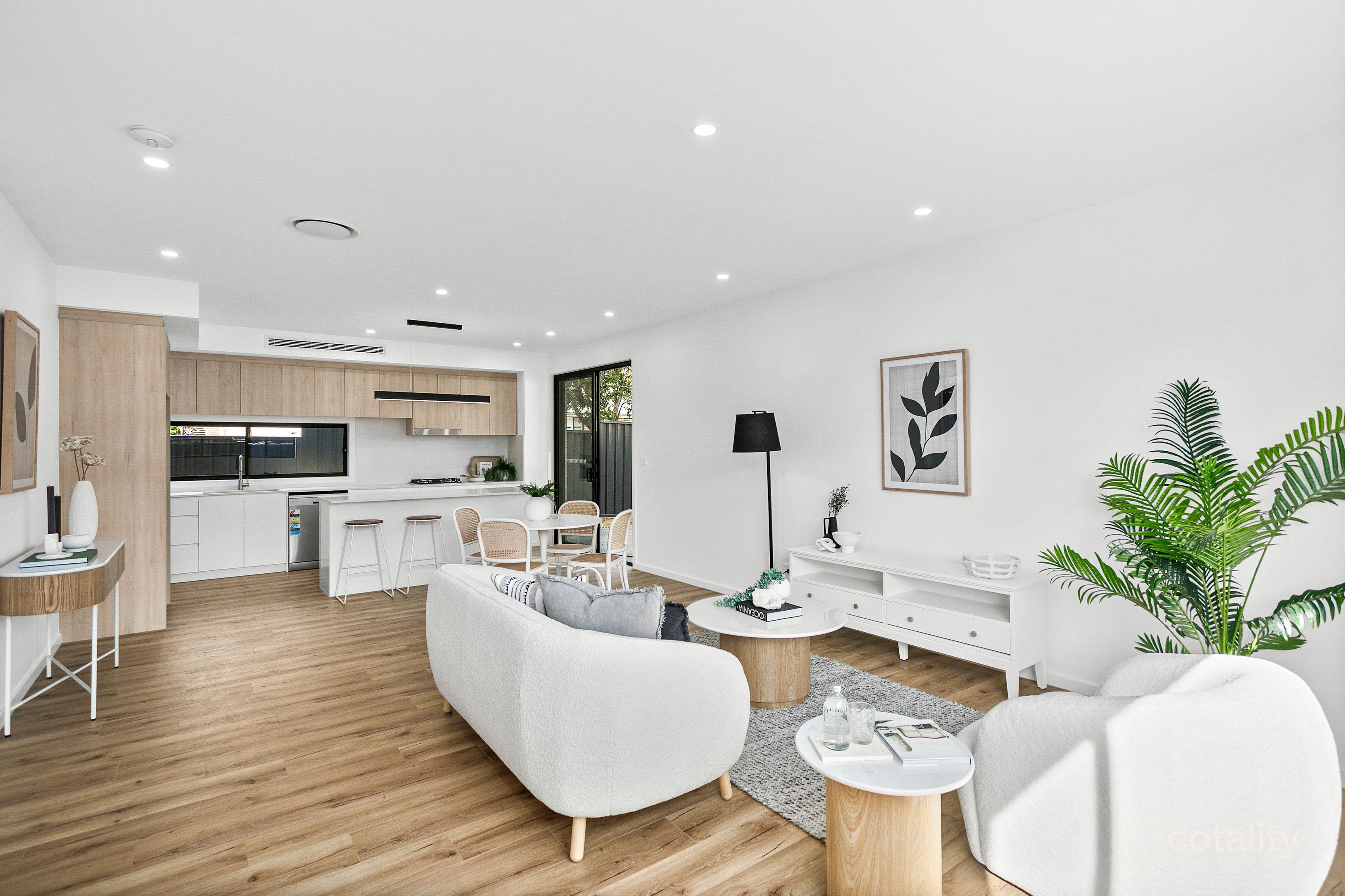 2/71 Kingston St, Oak Flats, NSW 2529