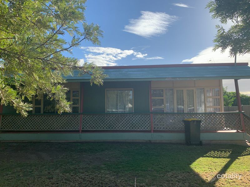 12 Coase St, West Gladstone, QLD 4680