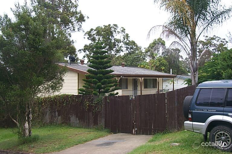 2 Lachlan Ave, Molendinar, QLD 4214