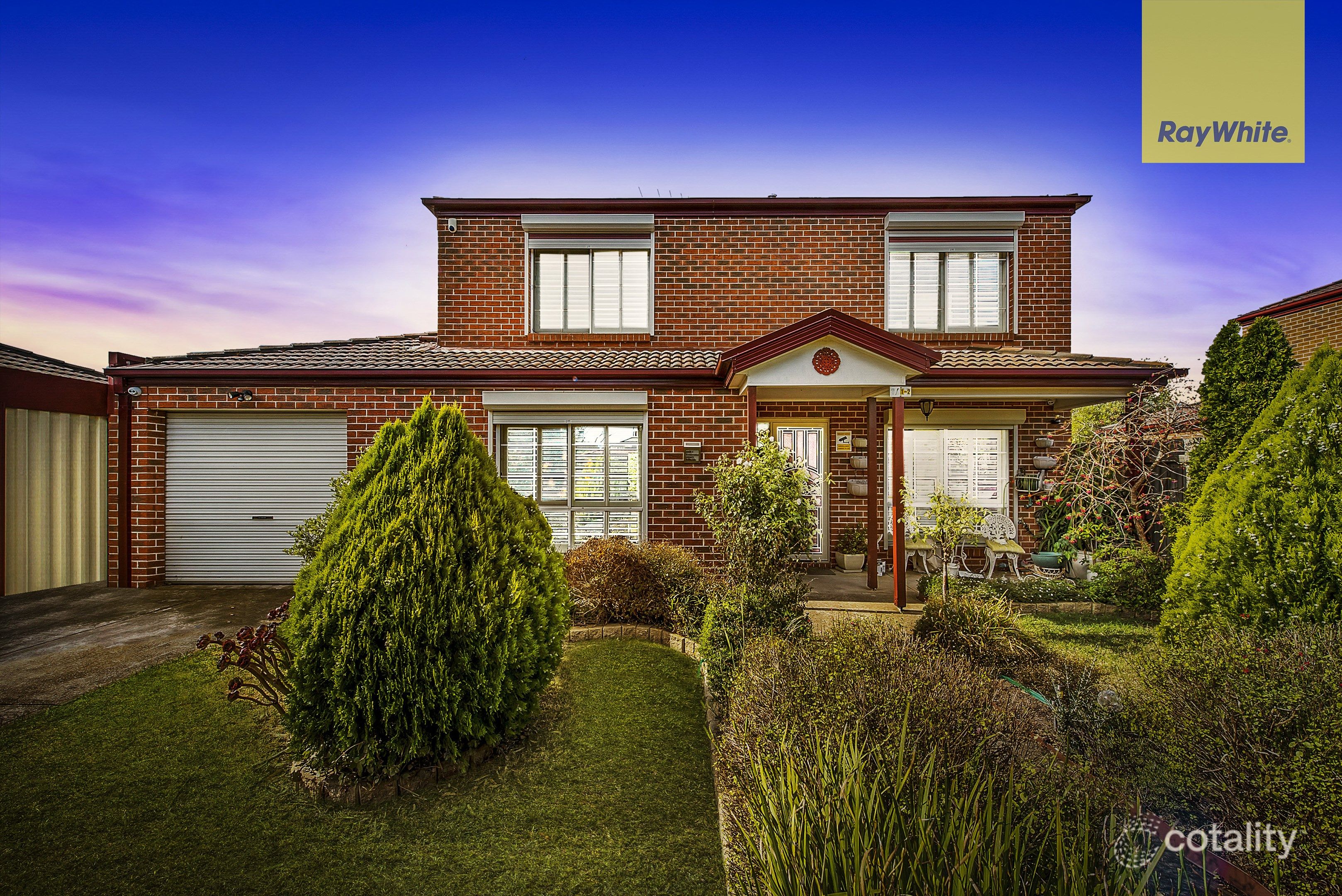 1/2 Serrata Ct, Hillside, VIC 3037