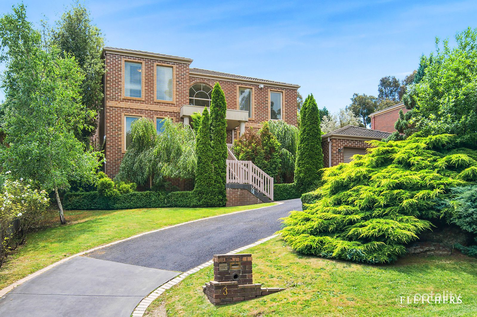 3 Barnsdale Way, Ringwood North, VIC 3134