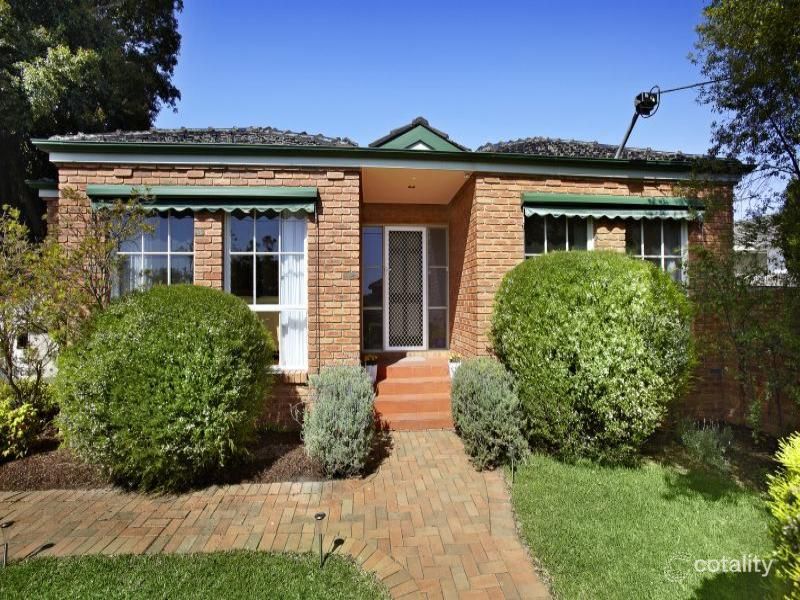 1/14 Oak St, Surrey Hills, VIC 3127