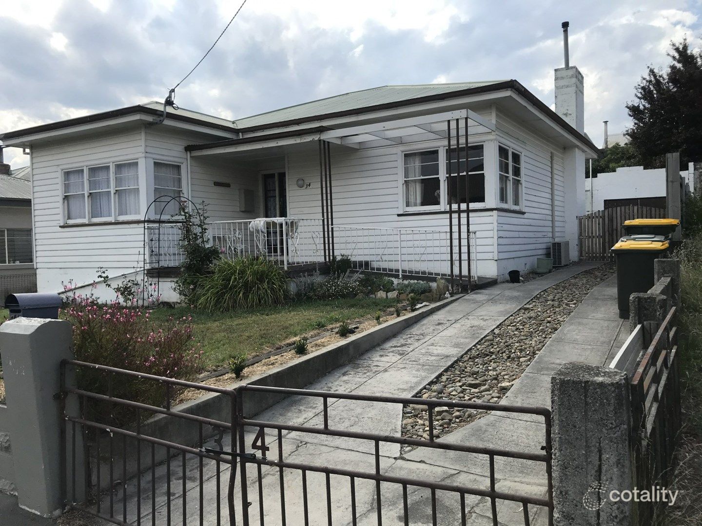 34 Lampton Ave, Derwent Park, TAS 7009