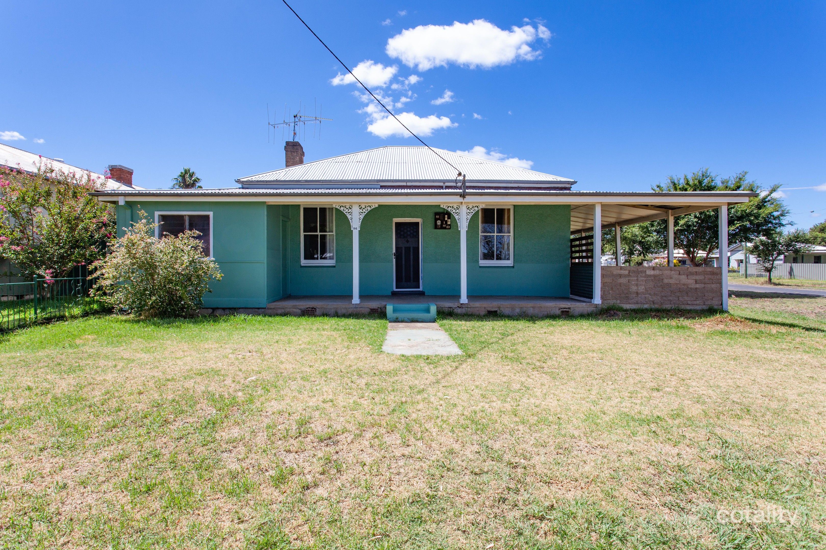 86 Thornton St, Wellington, NSW 2820