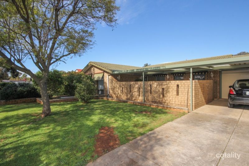 8 Carney Cl, Salisbury Plain, SA 5109