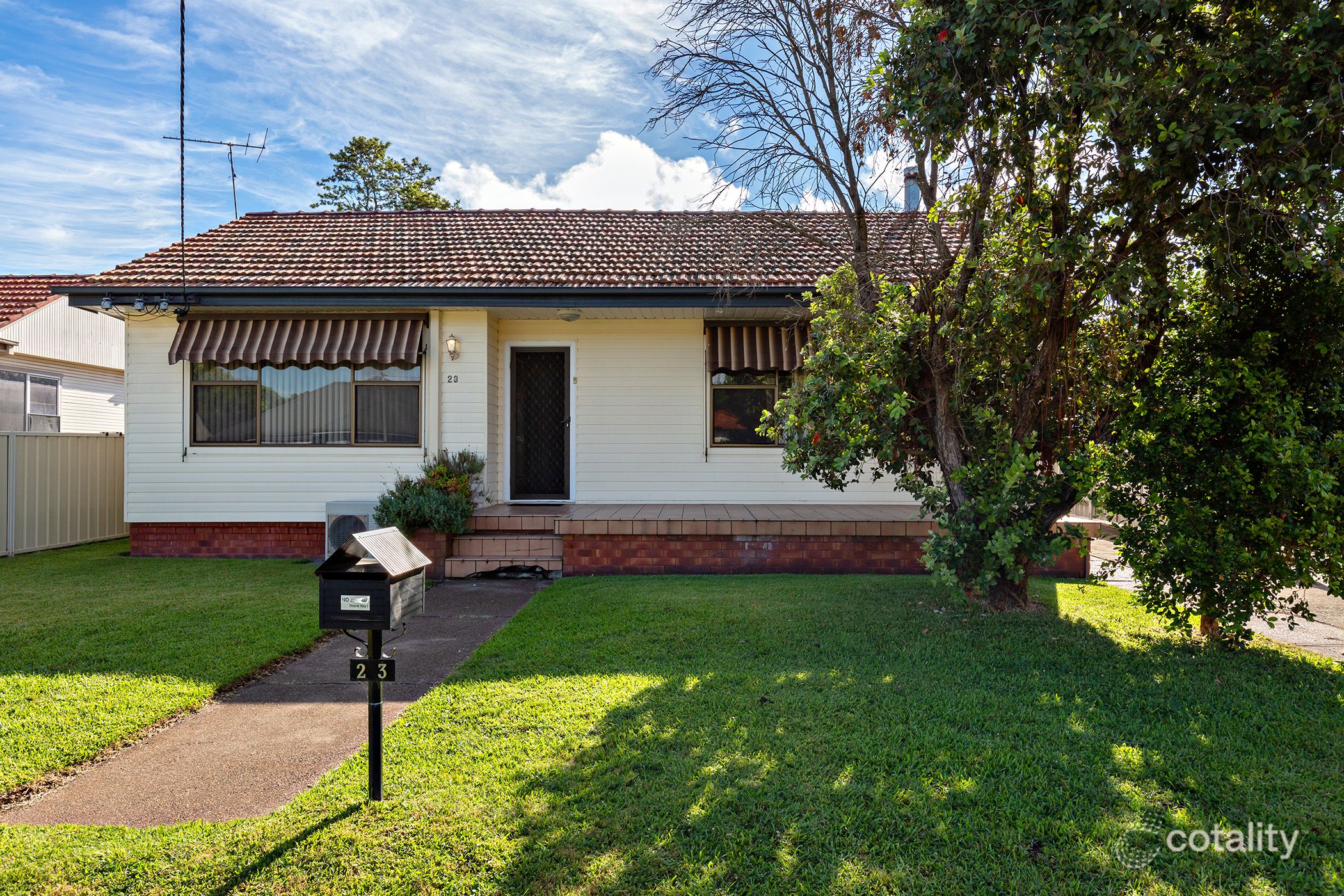 23 Bell St, Speers Point, NSW 2284