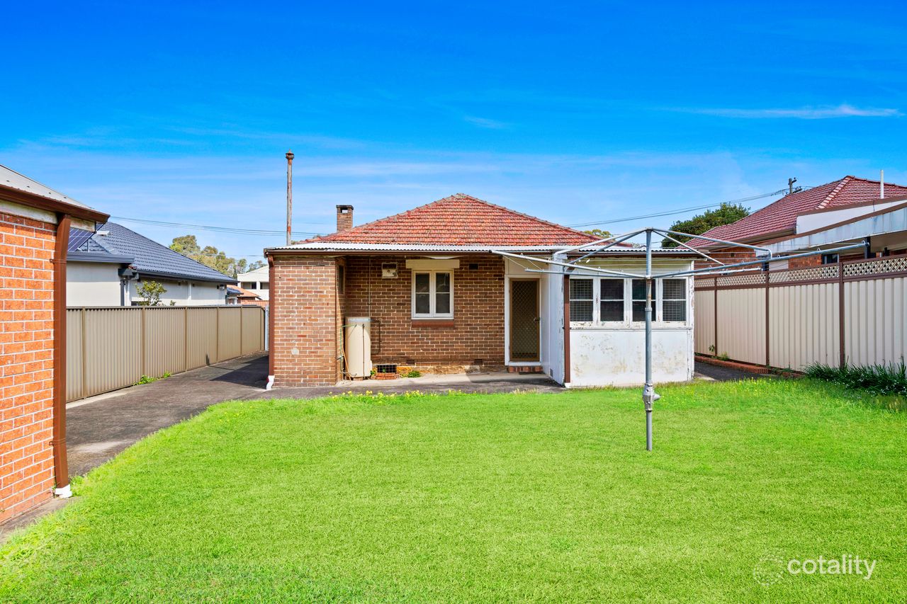 11 Evelyn Ave, Concord, NSW 2137