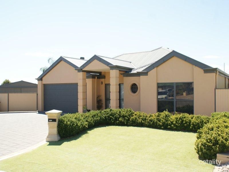4 Robinia Ct, Murray Bridge, SA 5253