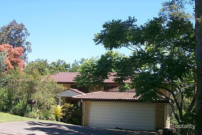 130 Burbong St, Chapel Hill, QLD 4069