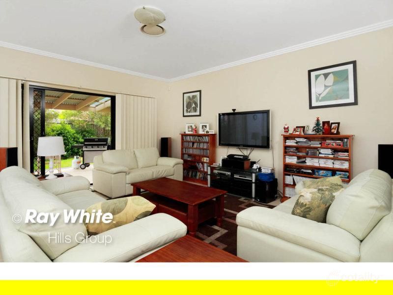35 Folkestone Tce, Stanhope Gardens, NSW 2768