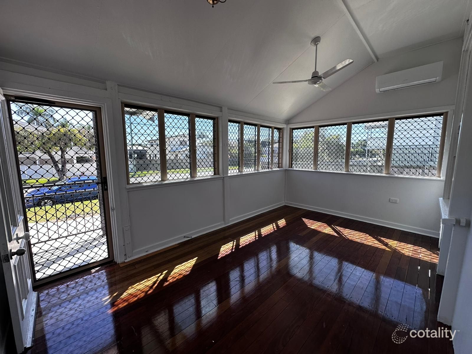 81 Ninth Ave, Railway Estate, QLD 4810