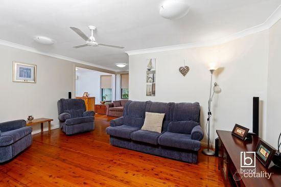 5 Carmel Ave, Halekulani, NSW 2262