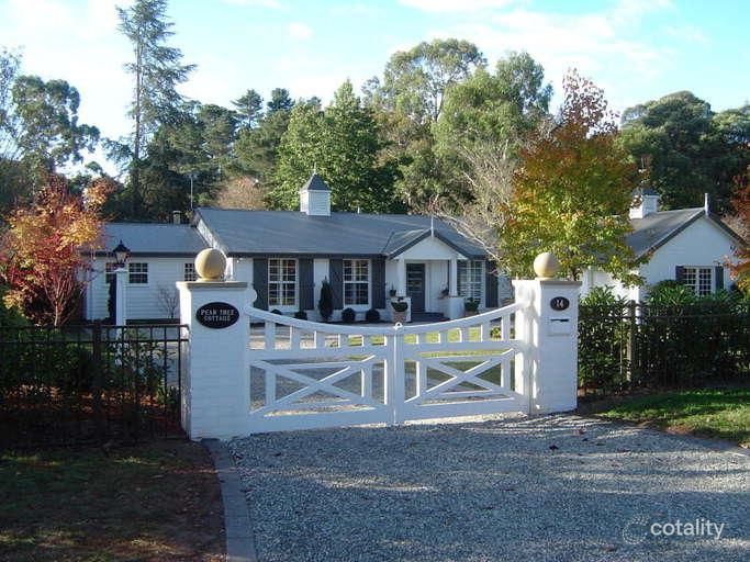 14 Hurlingham Ave, Burradoo, NSW 2576