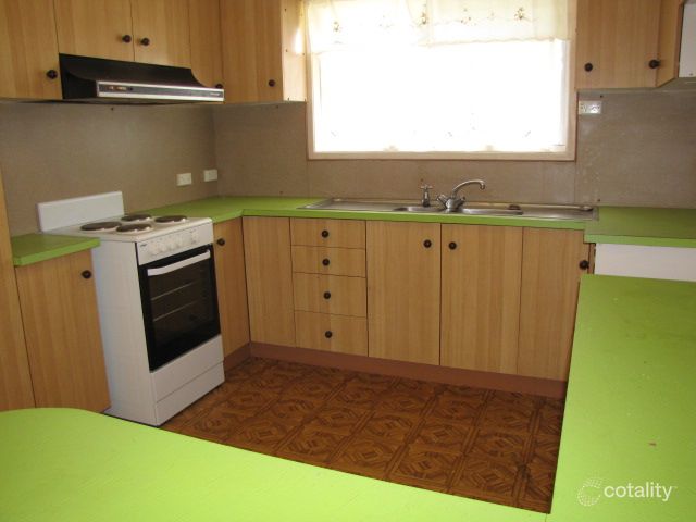 2 Bauer St, Oakey, QLD 4401