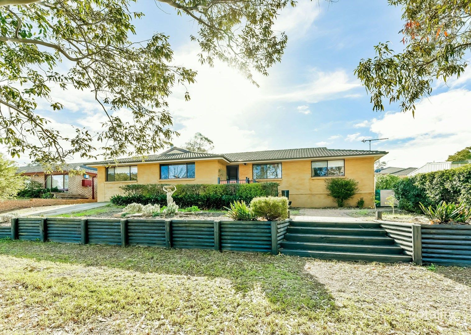 17 Cedar Pl, The Oaks, NSW 2570