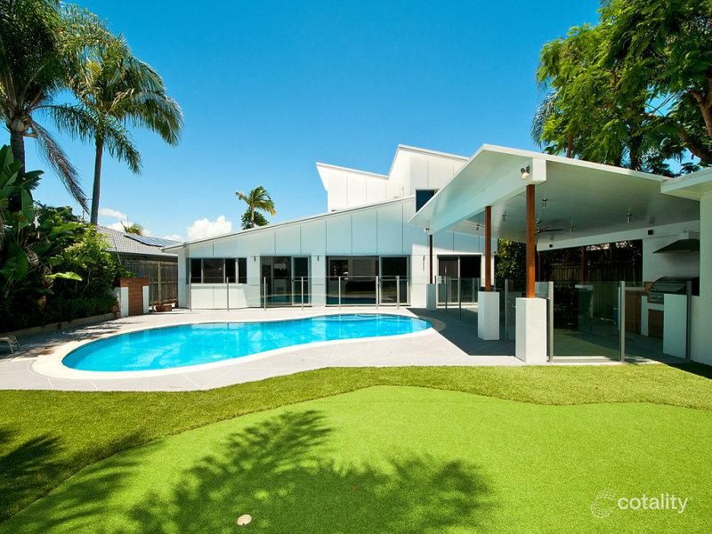 24 Mcilwraith Ave, Bundall, QLD 4217