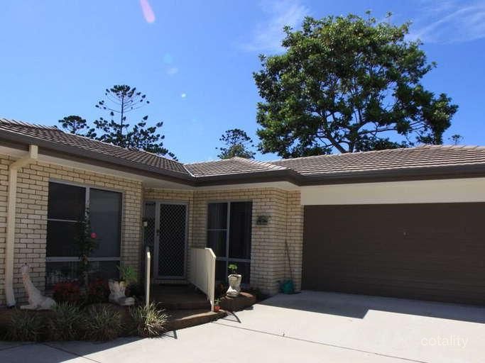 2/52 Rajah Rd, Ocean Shores, NSW 2483