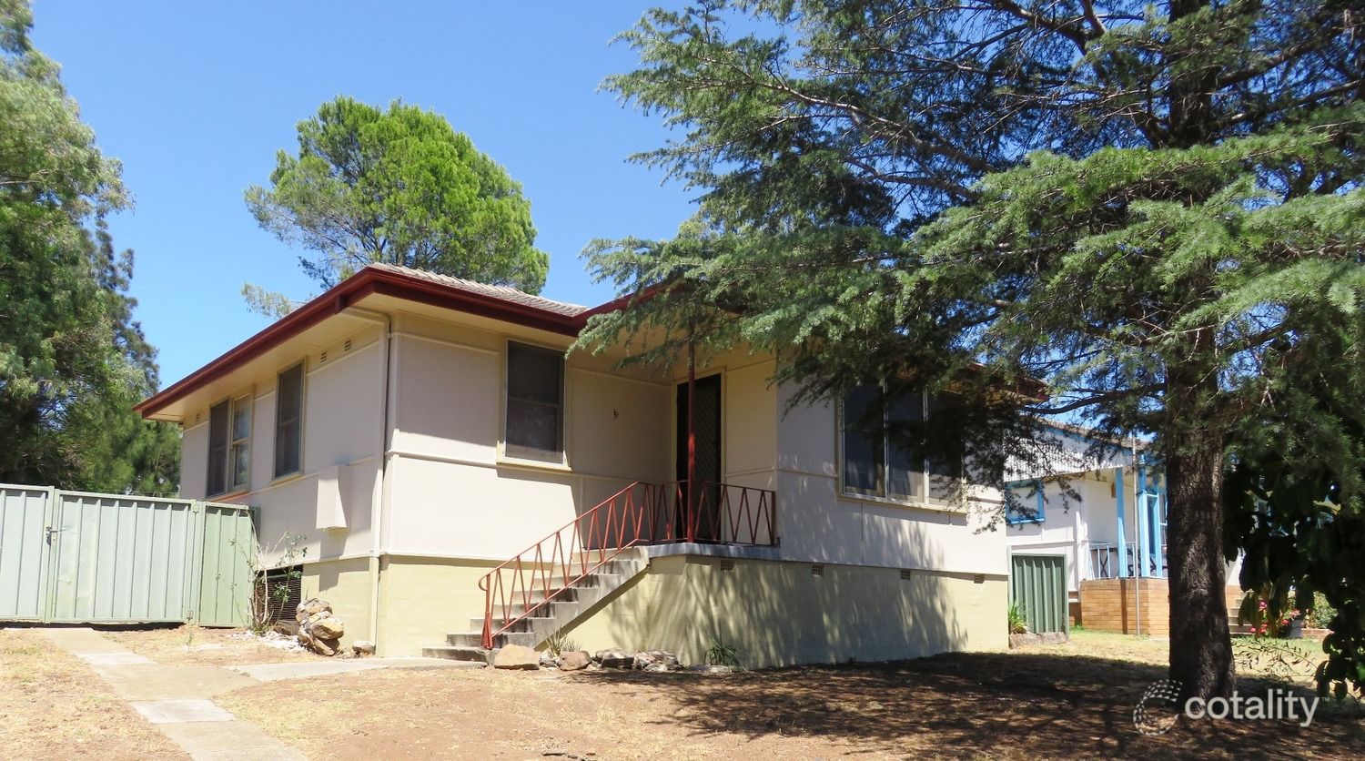 19 Anzac Pde, Muswellbrook, NSW 2333