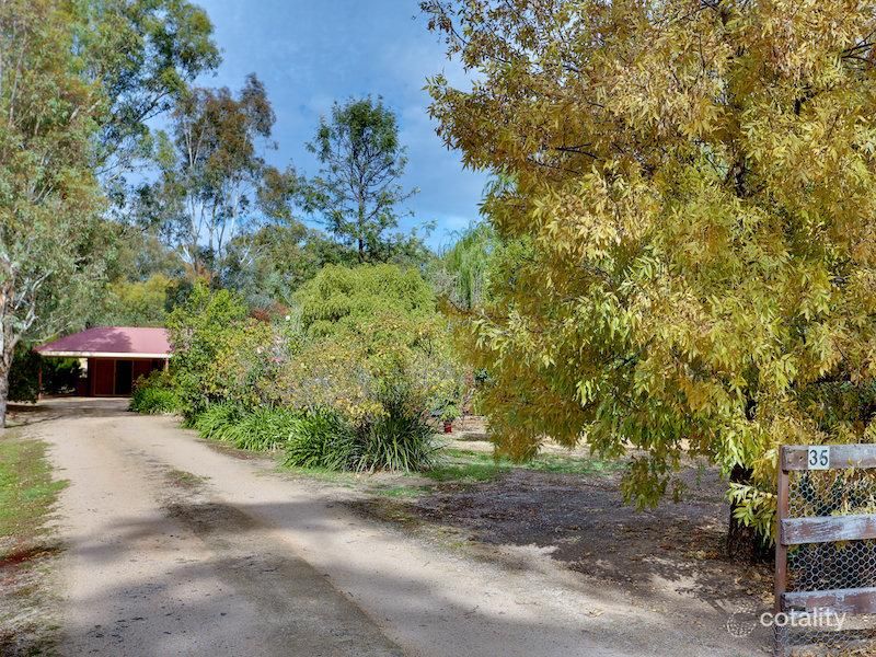 35 Hill St, Longwood, VIC 3665