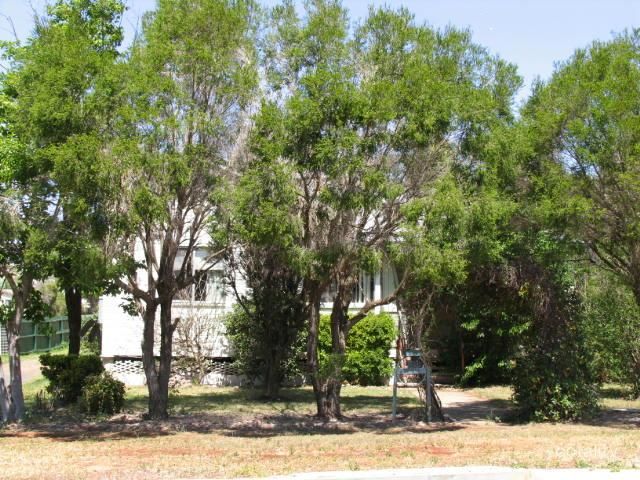 18 Cooper St, Pittsworth, QLD 4356