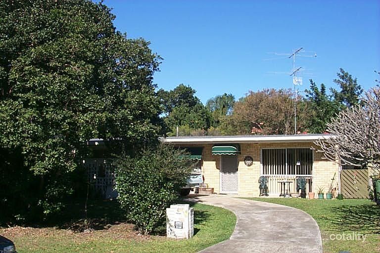 6 Poinciana Bvd, Broadbeach Waters, QLD 4218