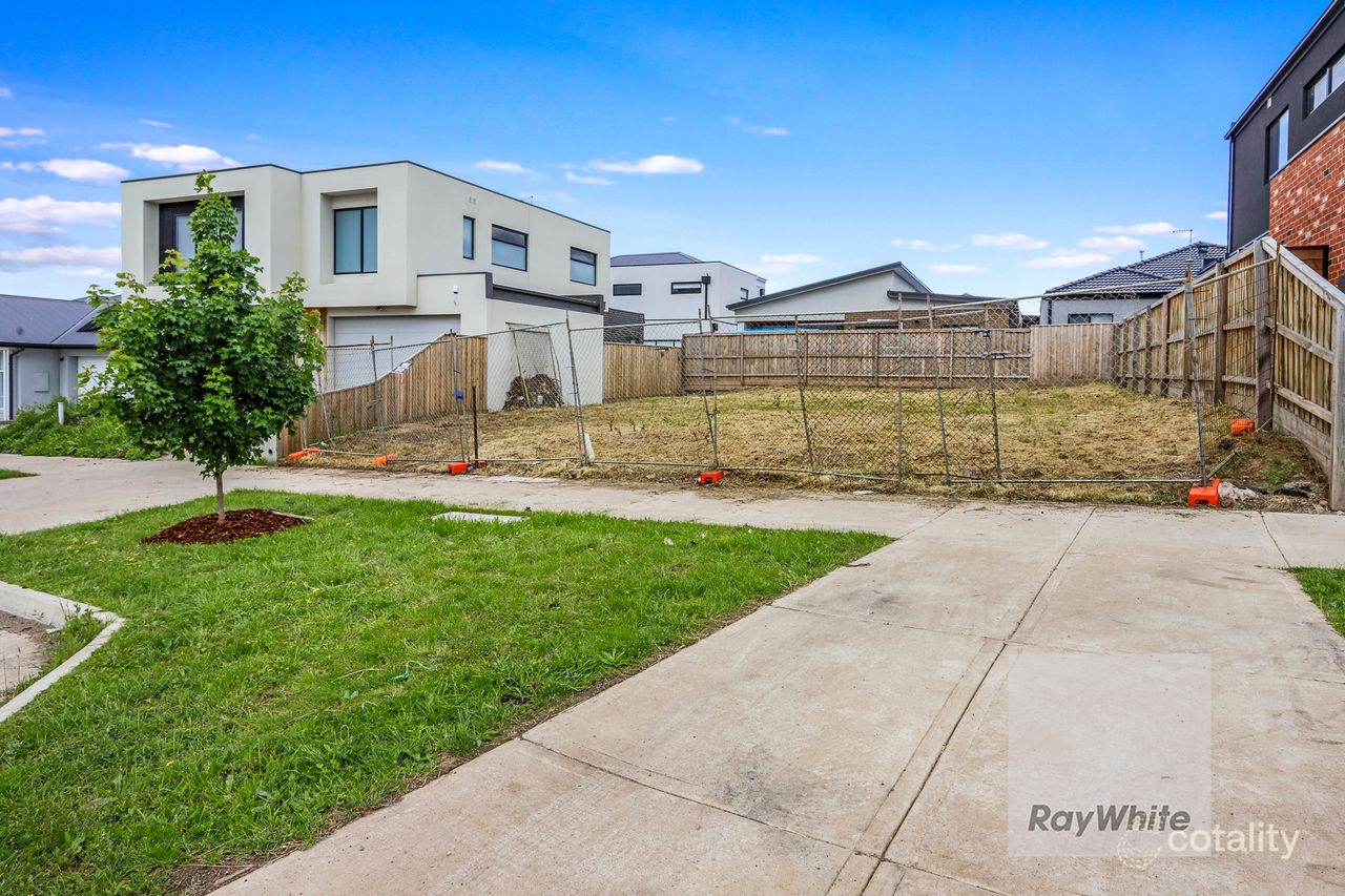 70 Hillview Rd, Greenvale, VIC 3059