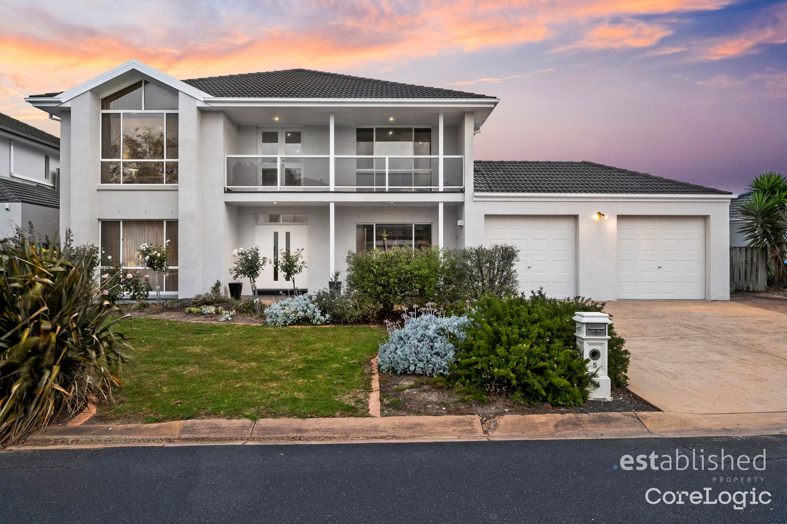 5 South Shore Ave, Point Cook, VIC 3030
