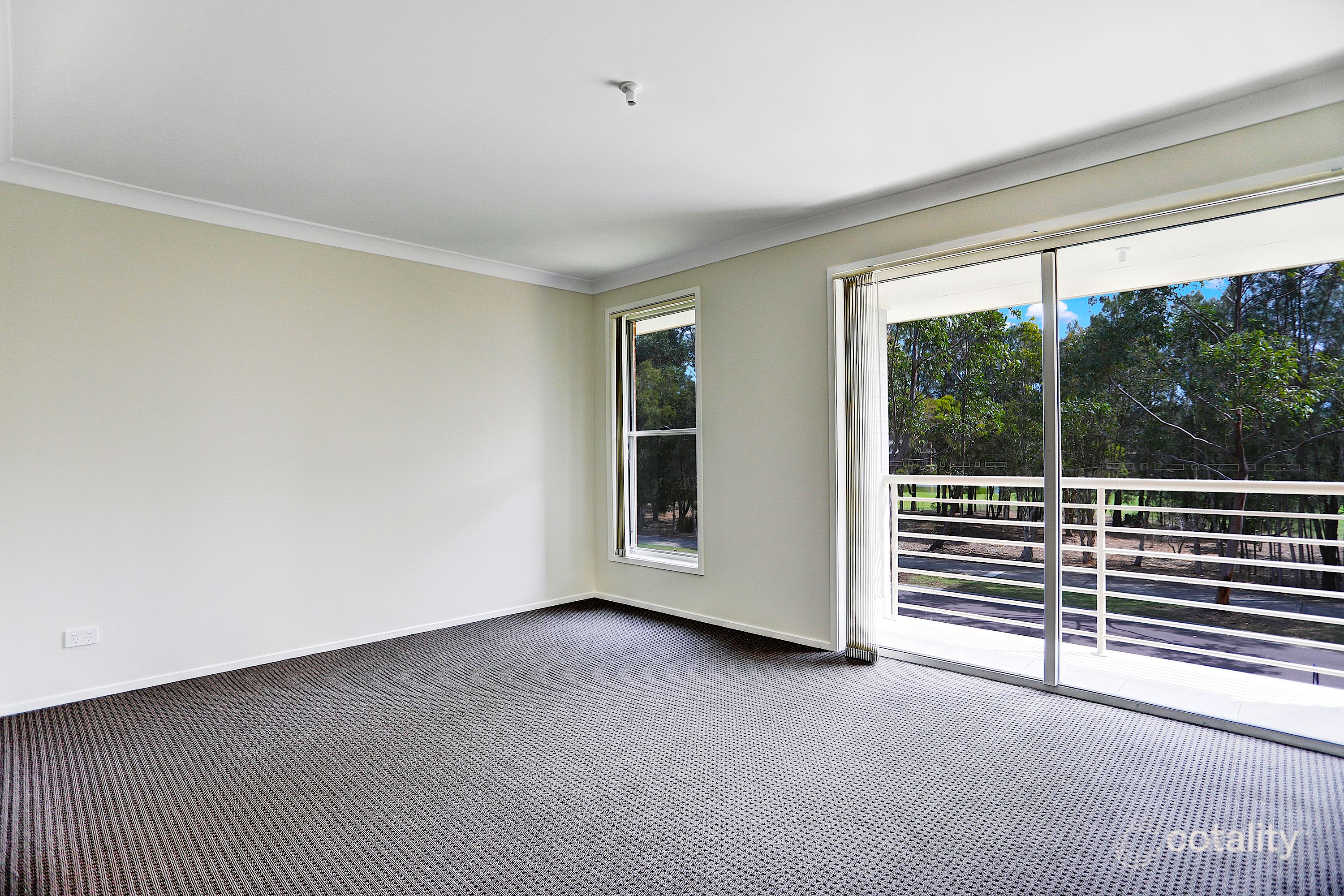 1 Windsorgreen Dr, Wyong, NSW 2259