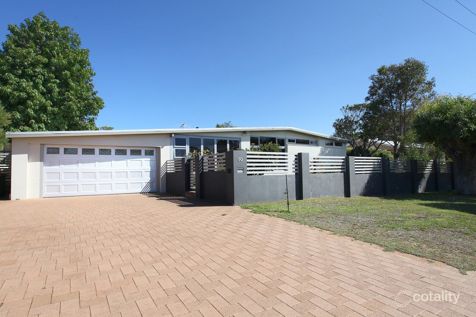 30 Montgomery Rd, South Bunbury, WA 6230