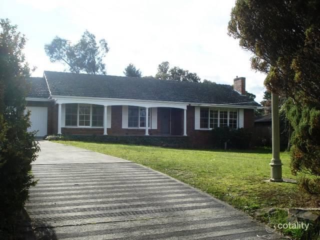 10 Thackeray Ct, Croydon, VIC 3136