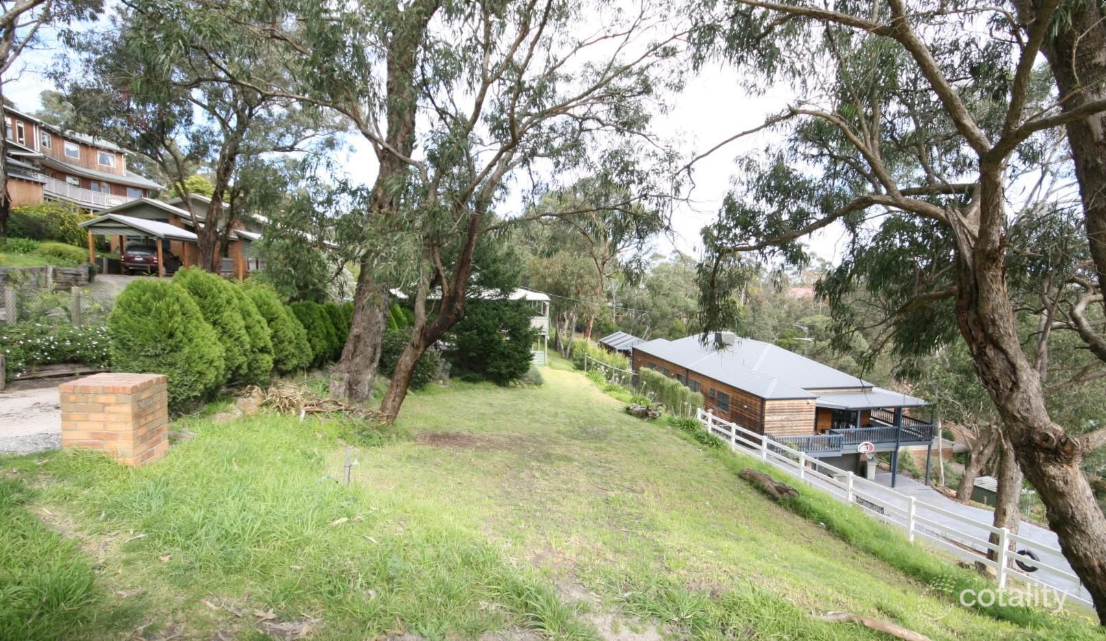 12 Vernon St, Upper Ferntree Gully, VIC 3156