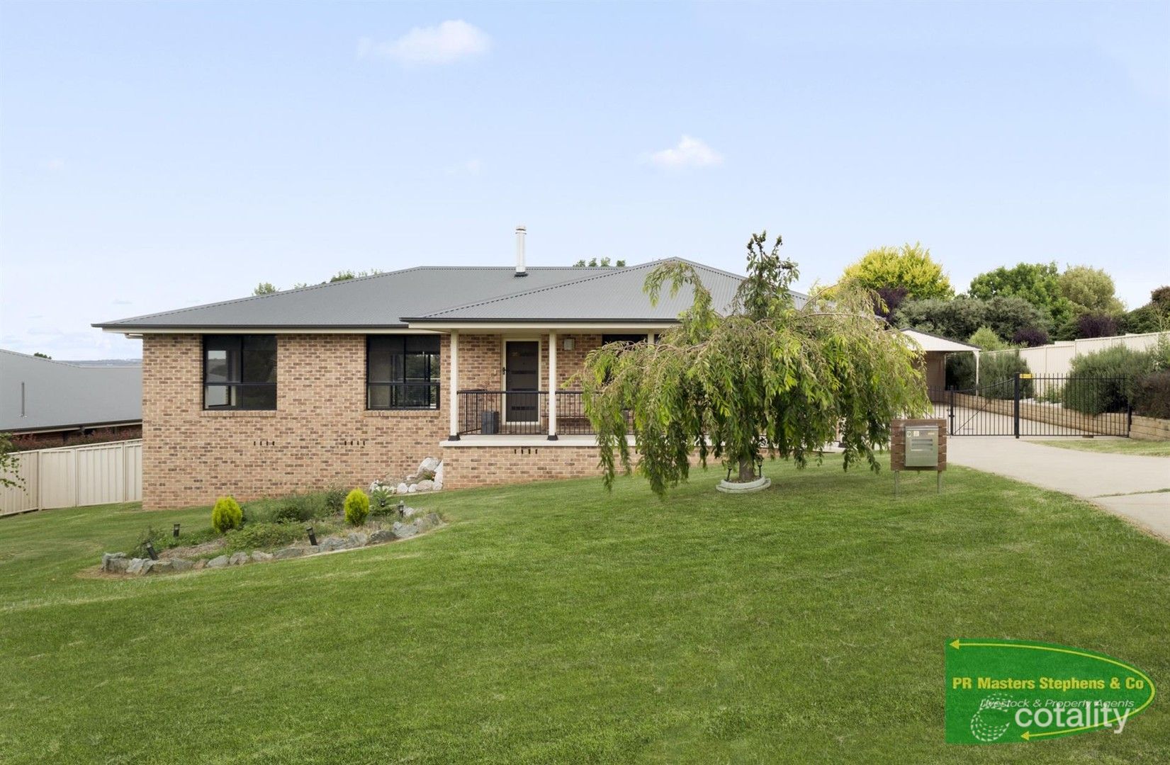 9 Piggott Pl, Blayney, NSW 2799