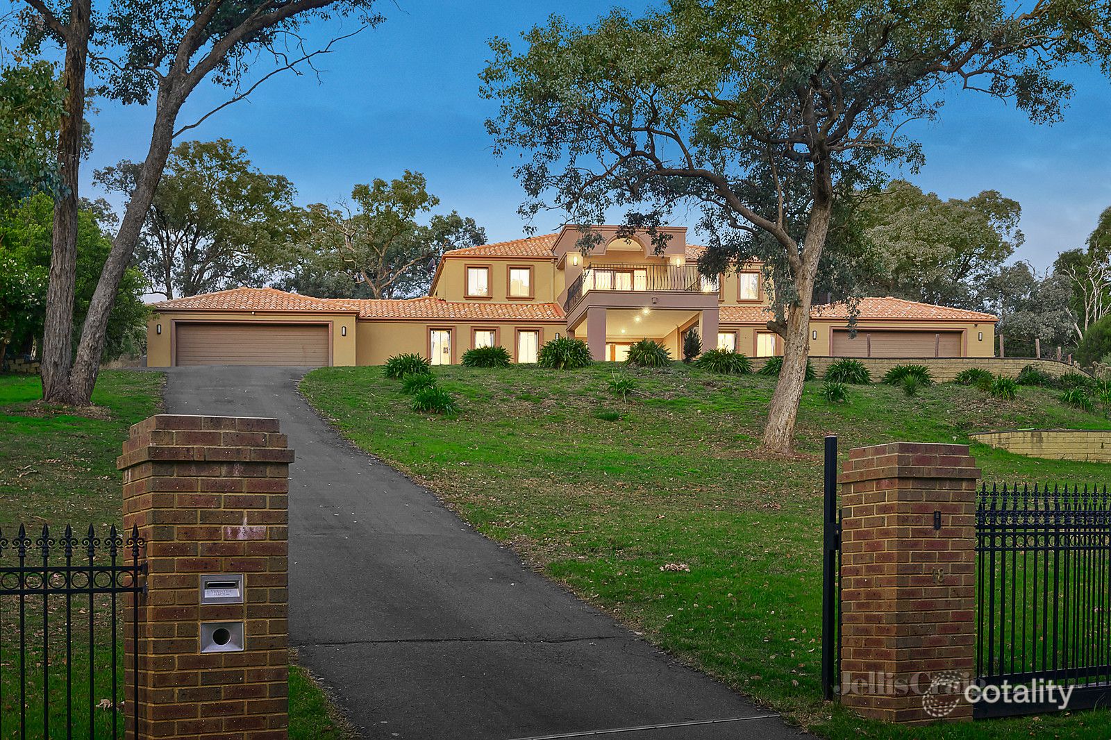 18 Alexander Rd, Warrandyte, VIC 3113