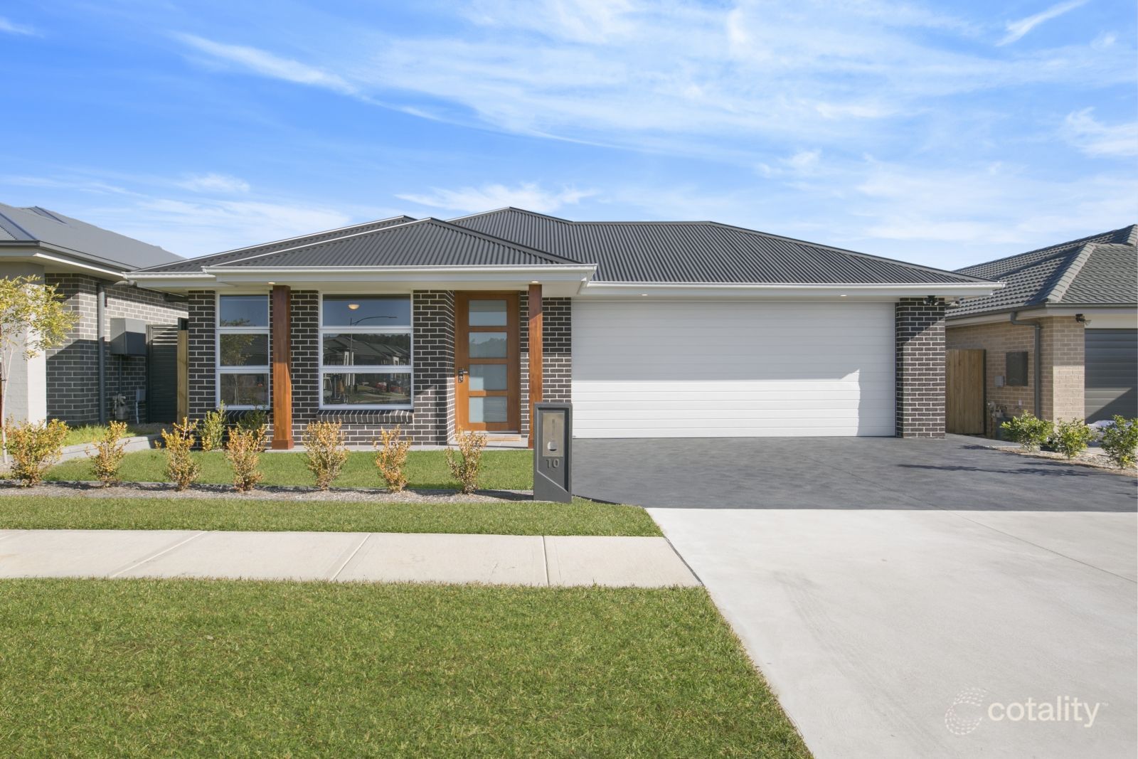 10 Parkinson Rd, Spring Farm, NSW 2570