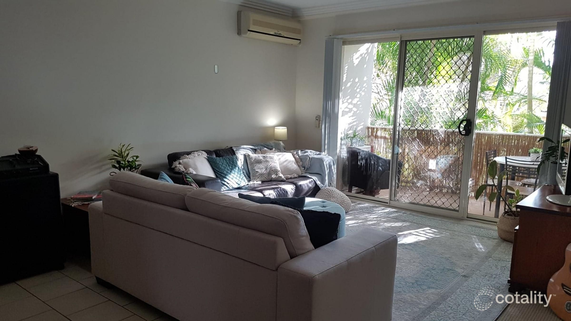 142 Stanhill Dr, Surfers Paradise, QLD 4217