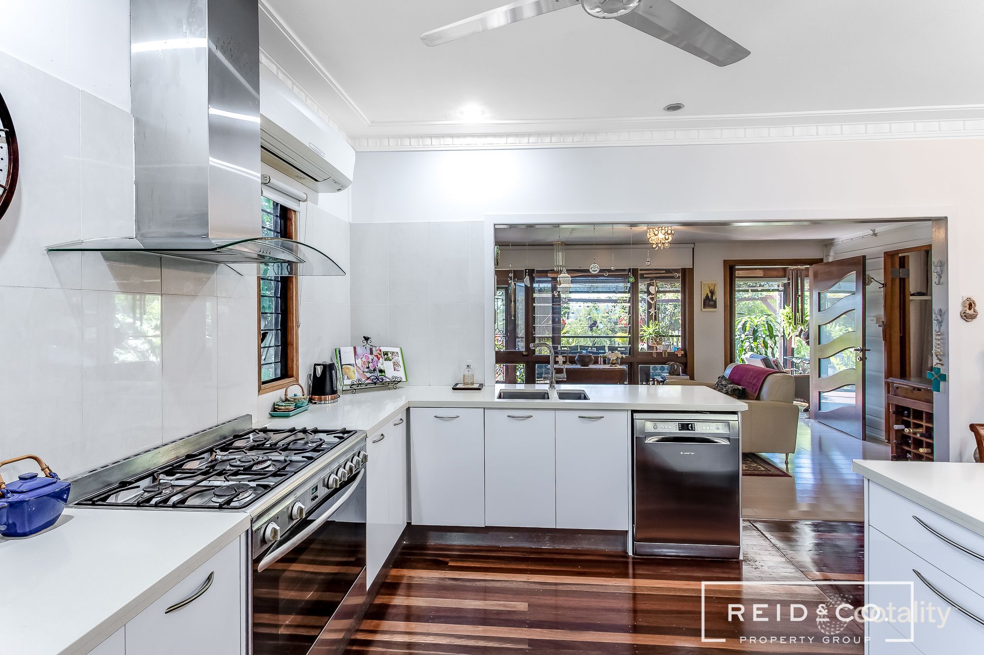 31 Mein St, Scarborough, QLD 4020