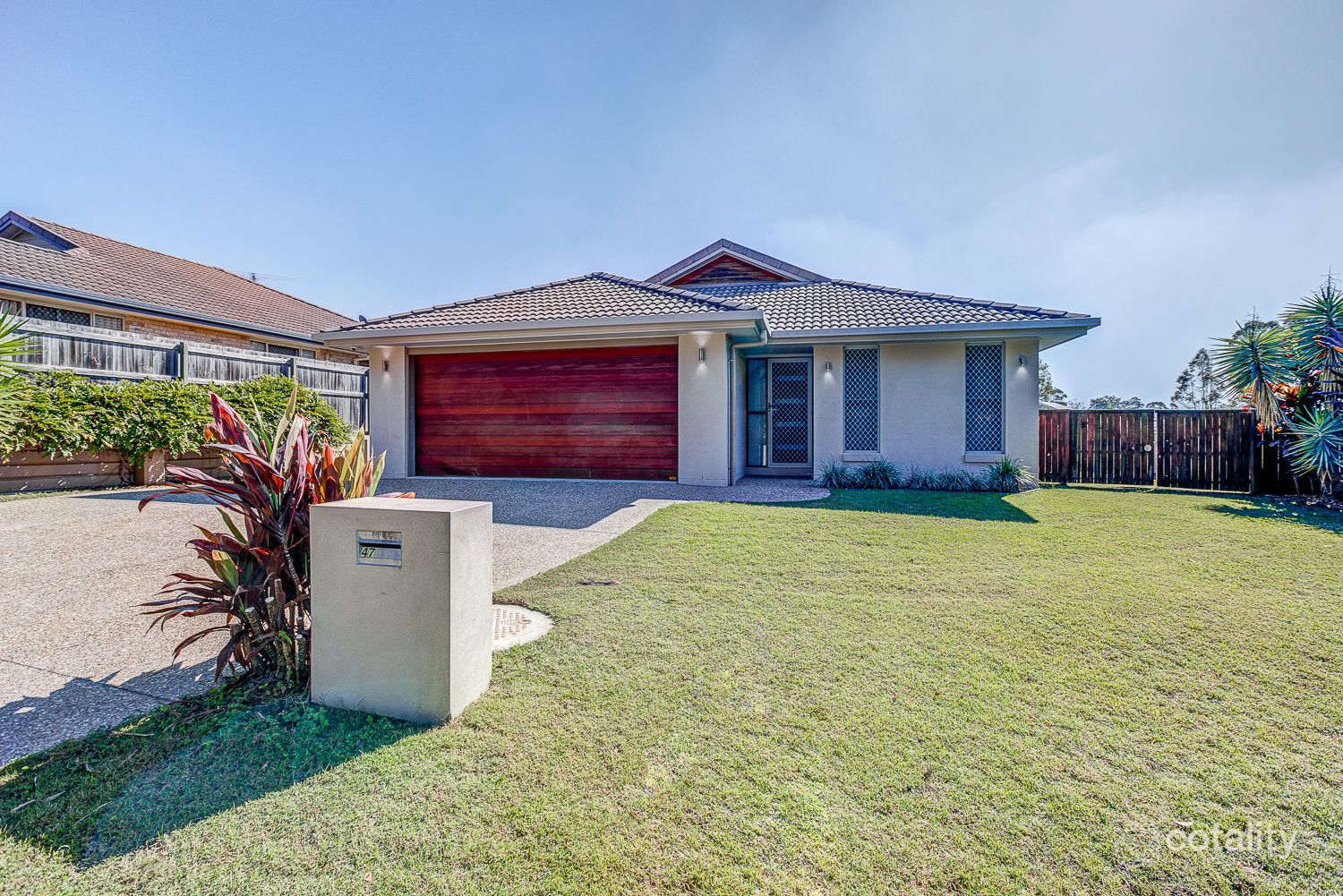47 Emperor Dr, Redland Bay, QLD 4165
