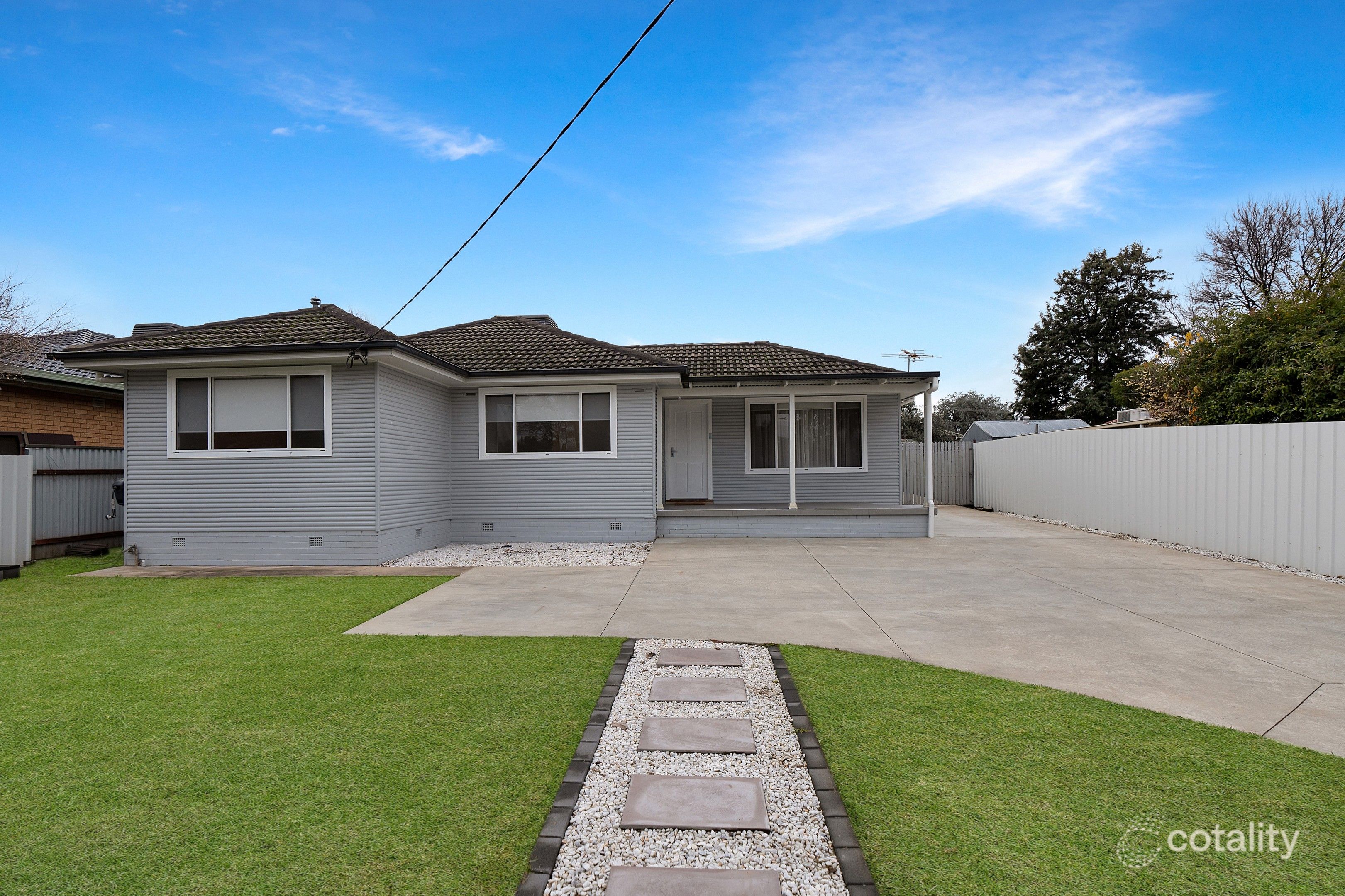 470 Kooringal Rd, Lake Albert, NSW 2650