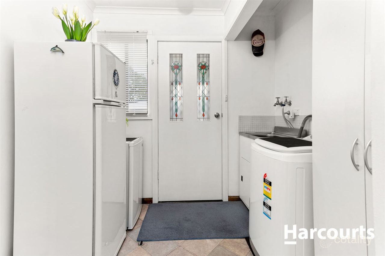 26 Jellico St, Beauty Point, TAS 7270