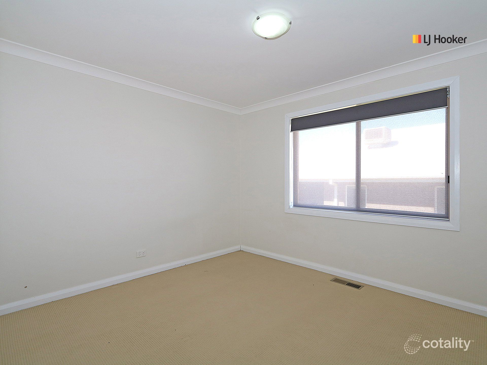 17 Kaloona Dr, Bourkelands, NSW 2650