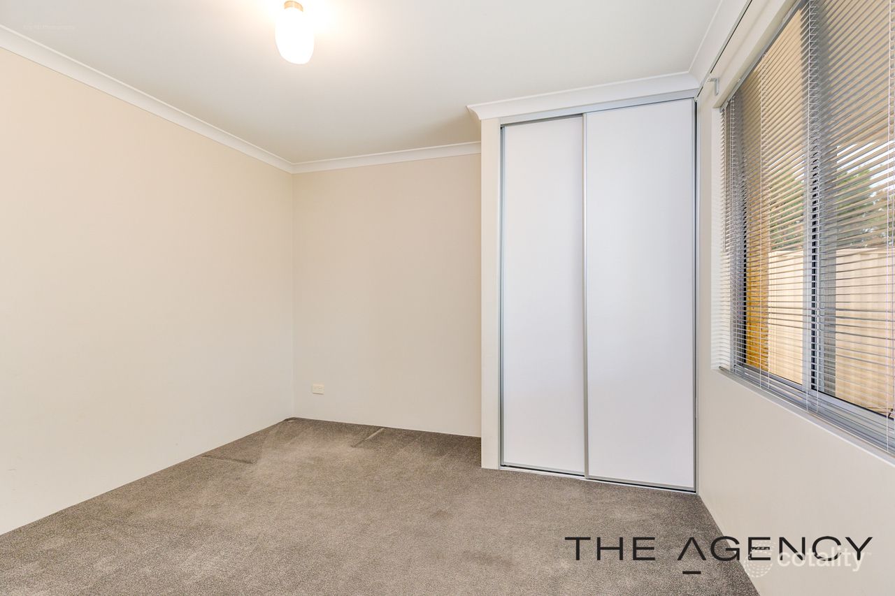 17a Banksia Cir, Thornlie, WA 6108