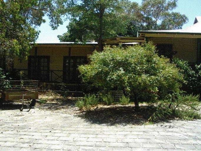 40 Recreation Rd, Kalamunda, WA 6076