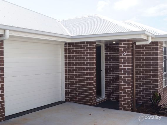 2/184 West St, South Toowoomba, QLD 4350