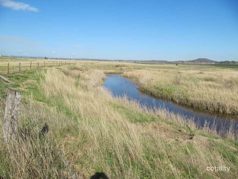 93 Pacholke Rd, Spring Creek, QLD 4361