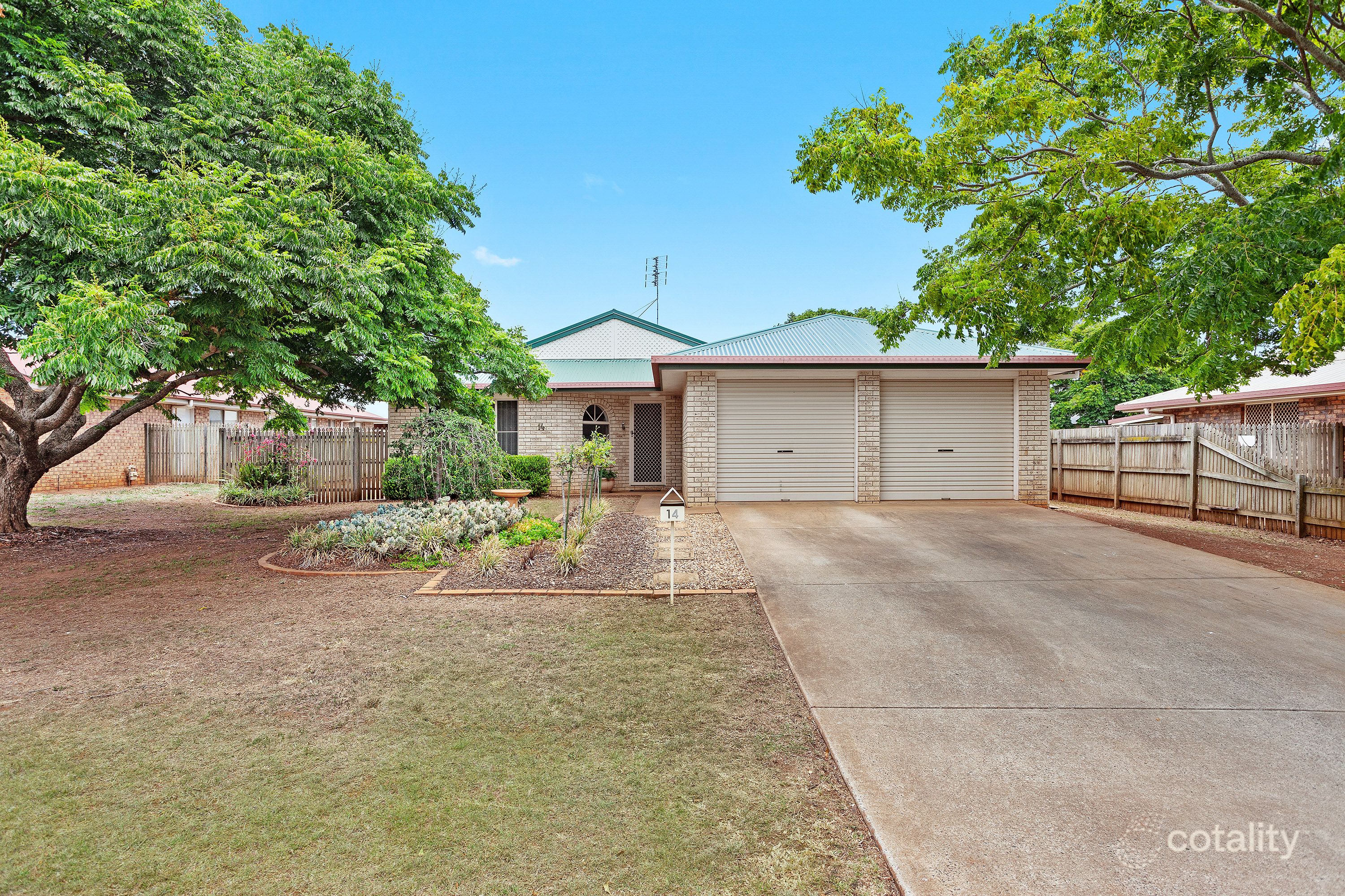 14 Pixie Dr, Kearneys Spring, QLD 4350