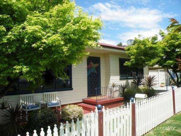 18 Albert St, Bathurst, NSW 2795