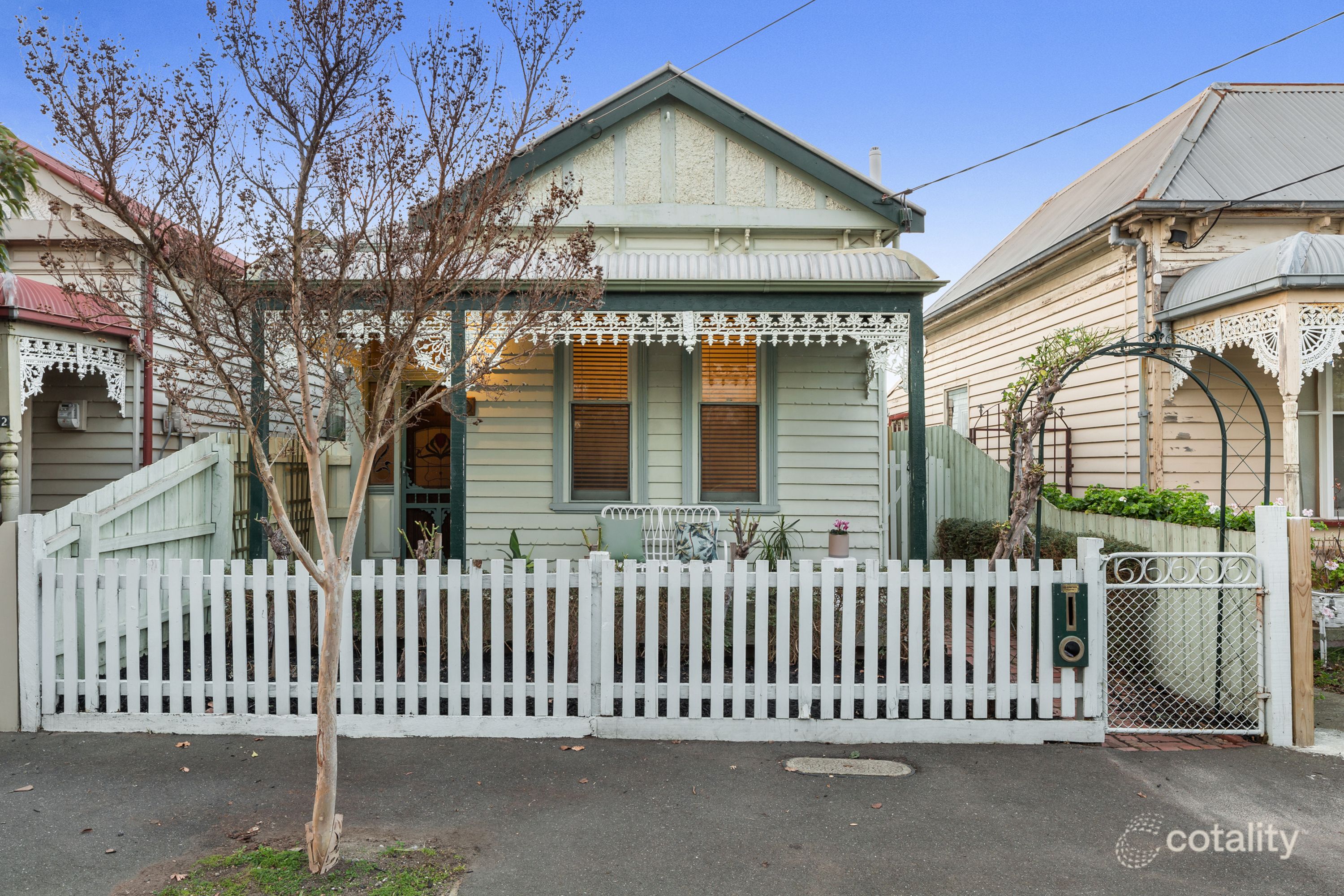 10 Thomson St, Seddon, VIC 3011